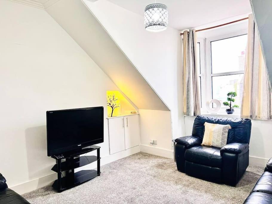 Crown House Two Bedroom Apartment Aberdeen Zewnętrze zdjęcie