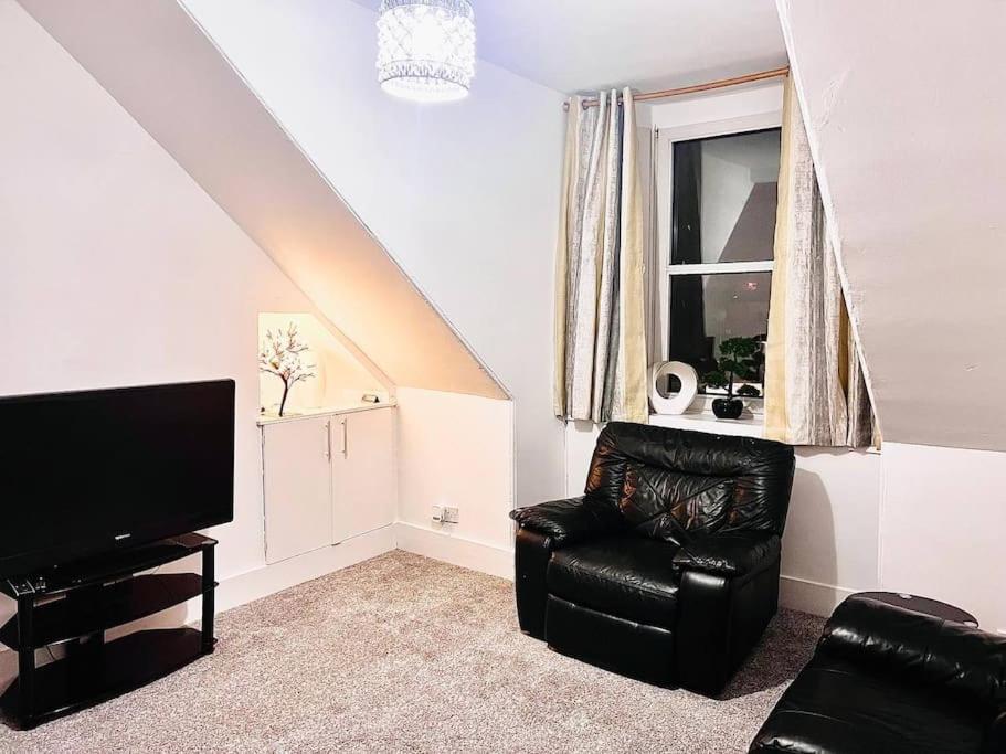 Crown House Two Bedroom Apartment Aberdeen Zewnętrze zdjęcie